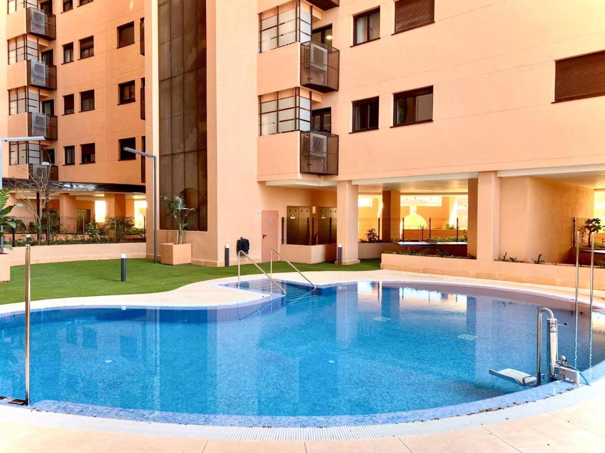 Sky Garden Trip Malaga Apartman Kültér fotó