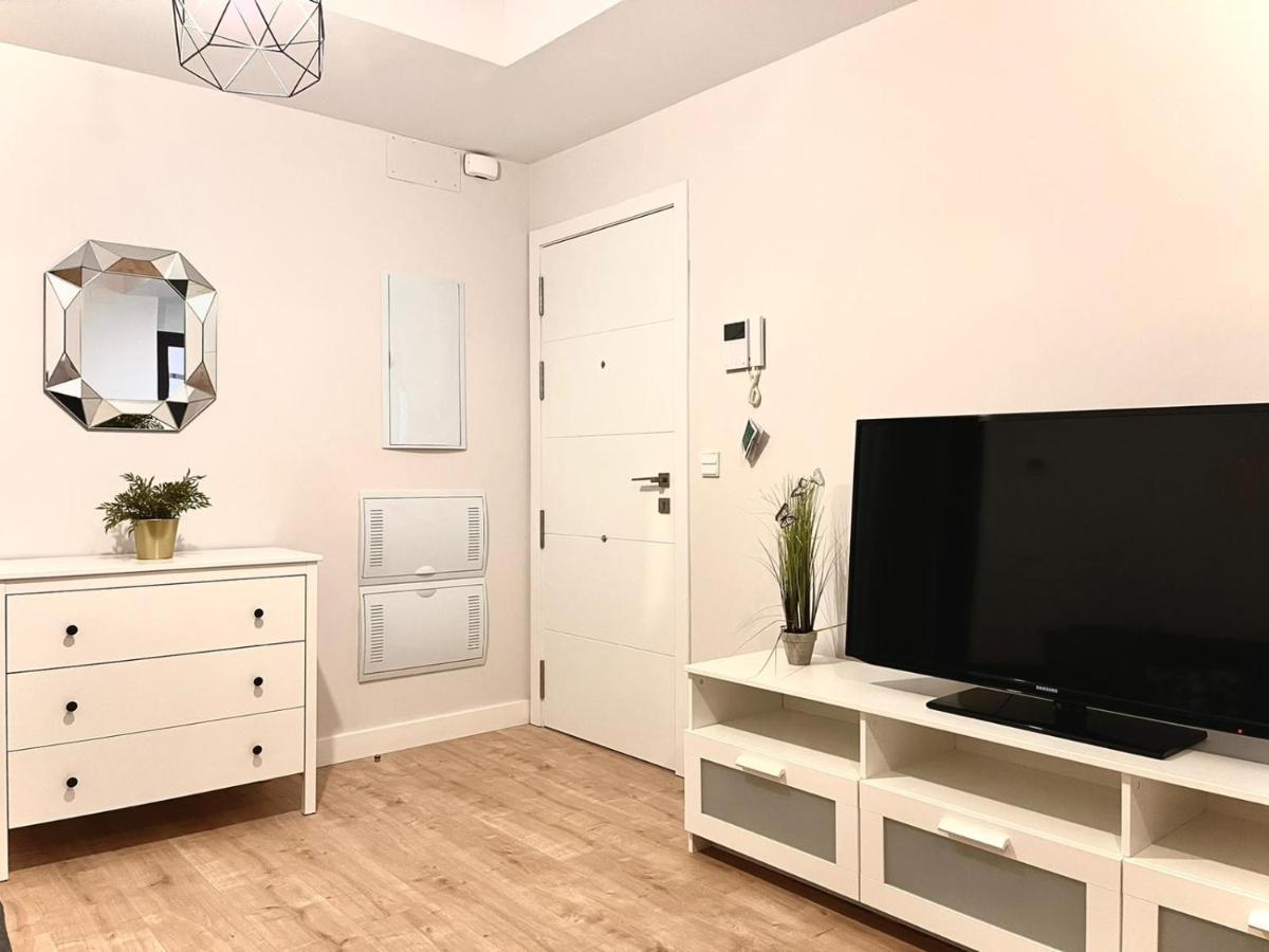 Sky Garden Trip Malaga Apartman Kültér fotó