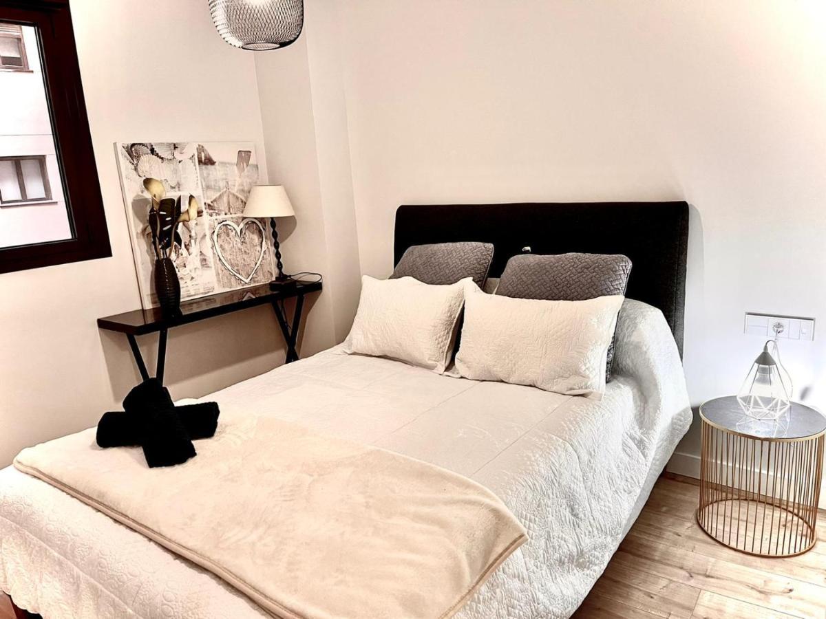 Sky Garden Trip Malaga Apartman Kültér fotó
