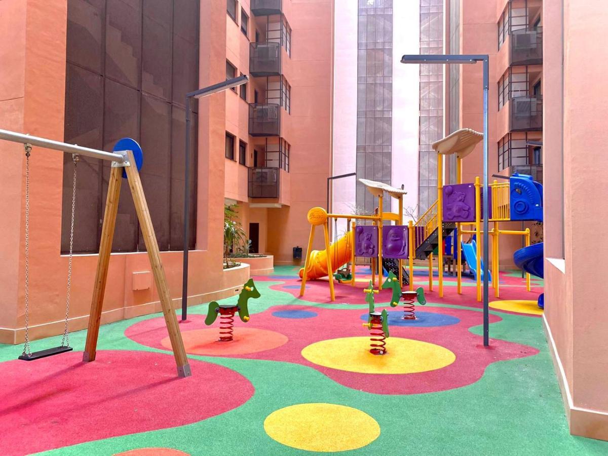 Sky Garden Trip Malaga Apartman Kültér fotó